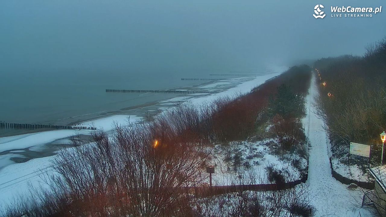 DZIWNÓW  - widok na plażę - 13 styczeń 2026, 16:04