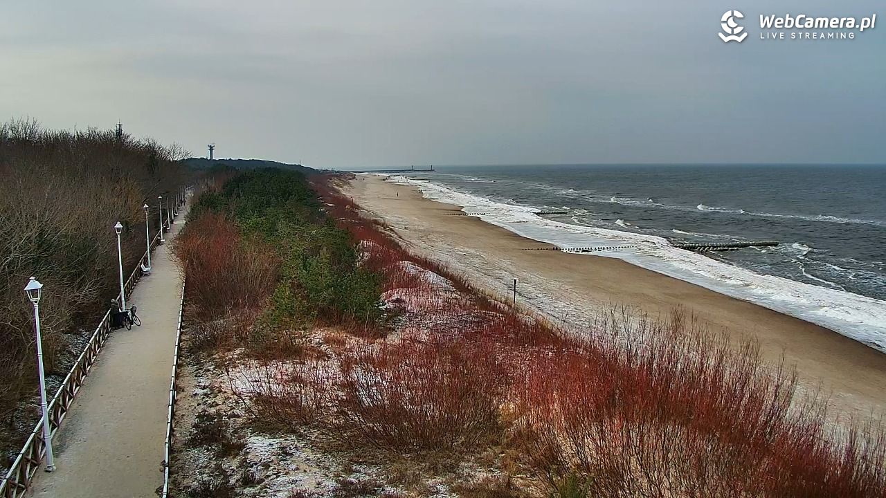 DZIWNÓW  - widok na plażę - 25 styczeń 2026, 12:36