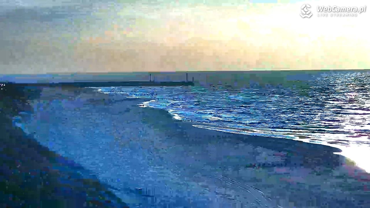 DZIWNÓW  - widok na plażę - 26 marzec 2026, 17:52