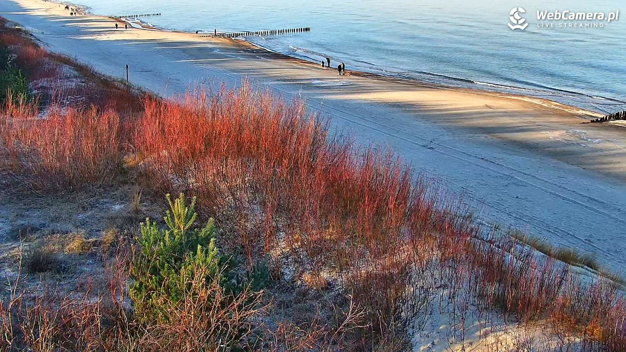 DZIWNÓW  - widok na plażę - 25 grudzień 2025, 12:05