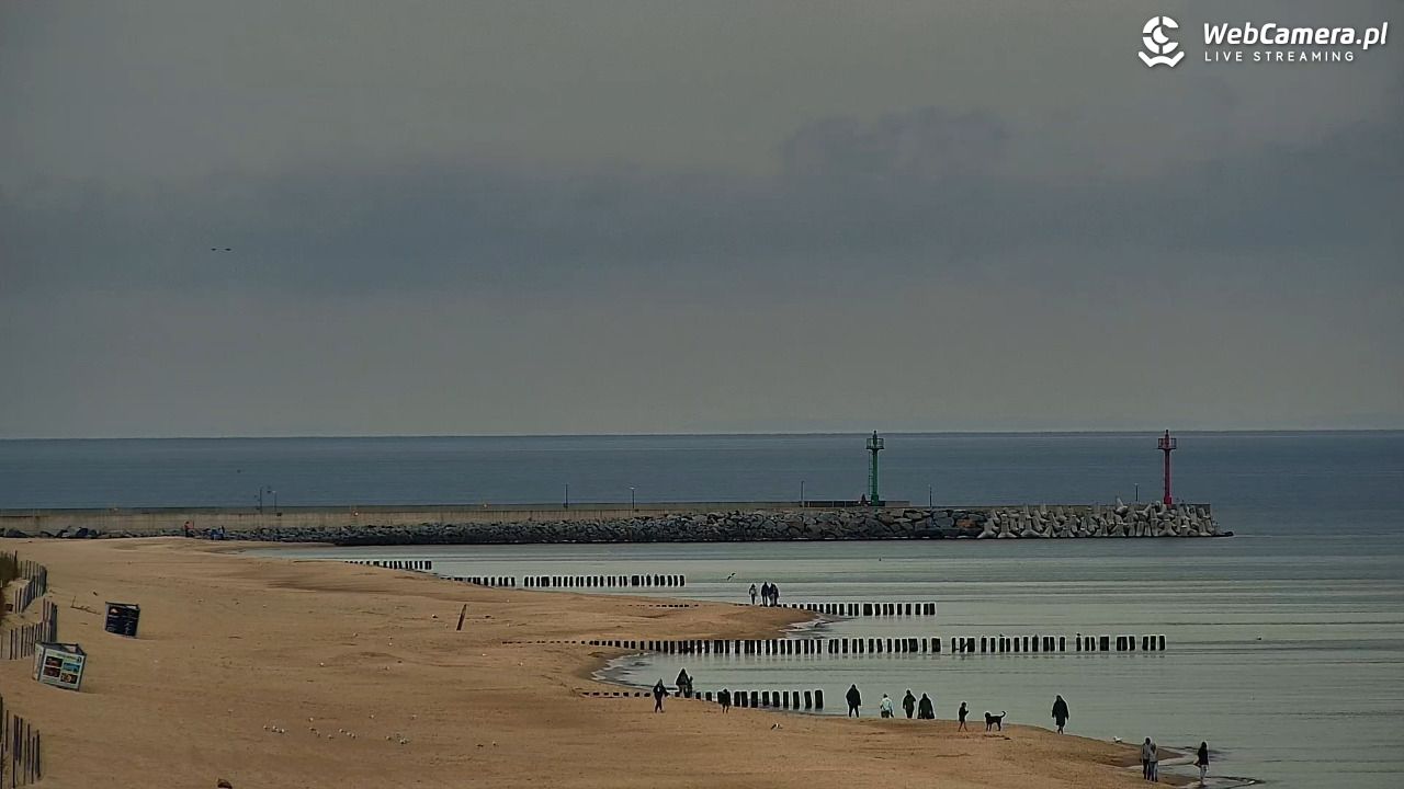 DZIWNÓW  - widok na plażę - 14 wresień 2025, 11:11