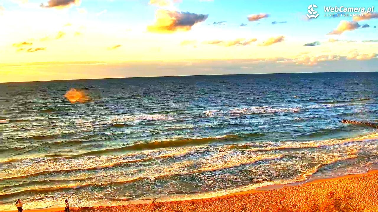 DZIWNÓW  - widok na plażę - 07 sierpień 2026, 20:09
