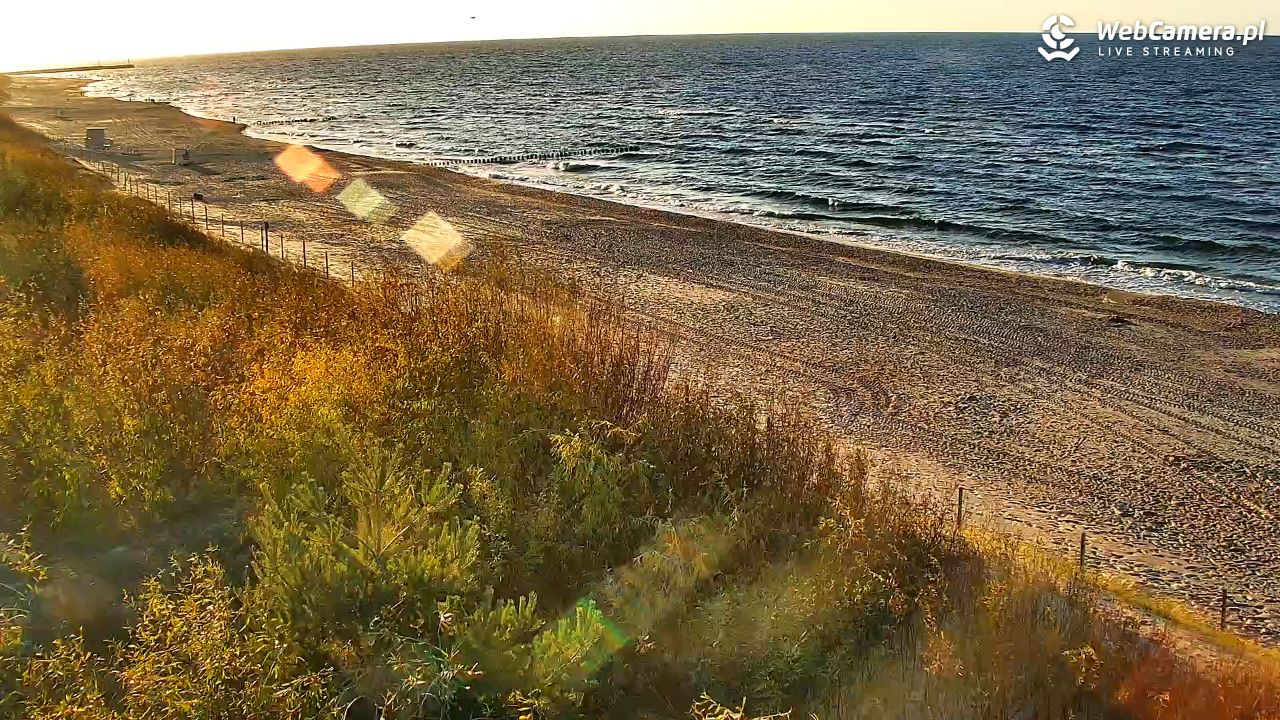 DZIWNÓW  - widok na plażę - 04 październik 2026, 15:40