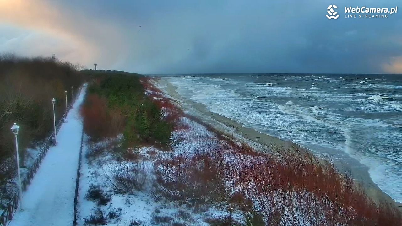 DZIWNÓW  - widok na plażę - 10 styczeń 2026, 15:33