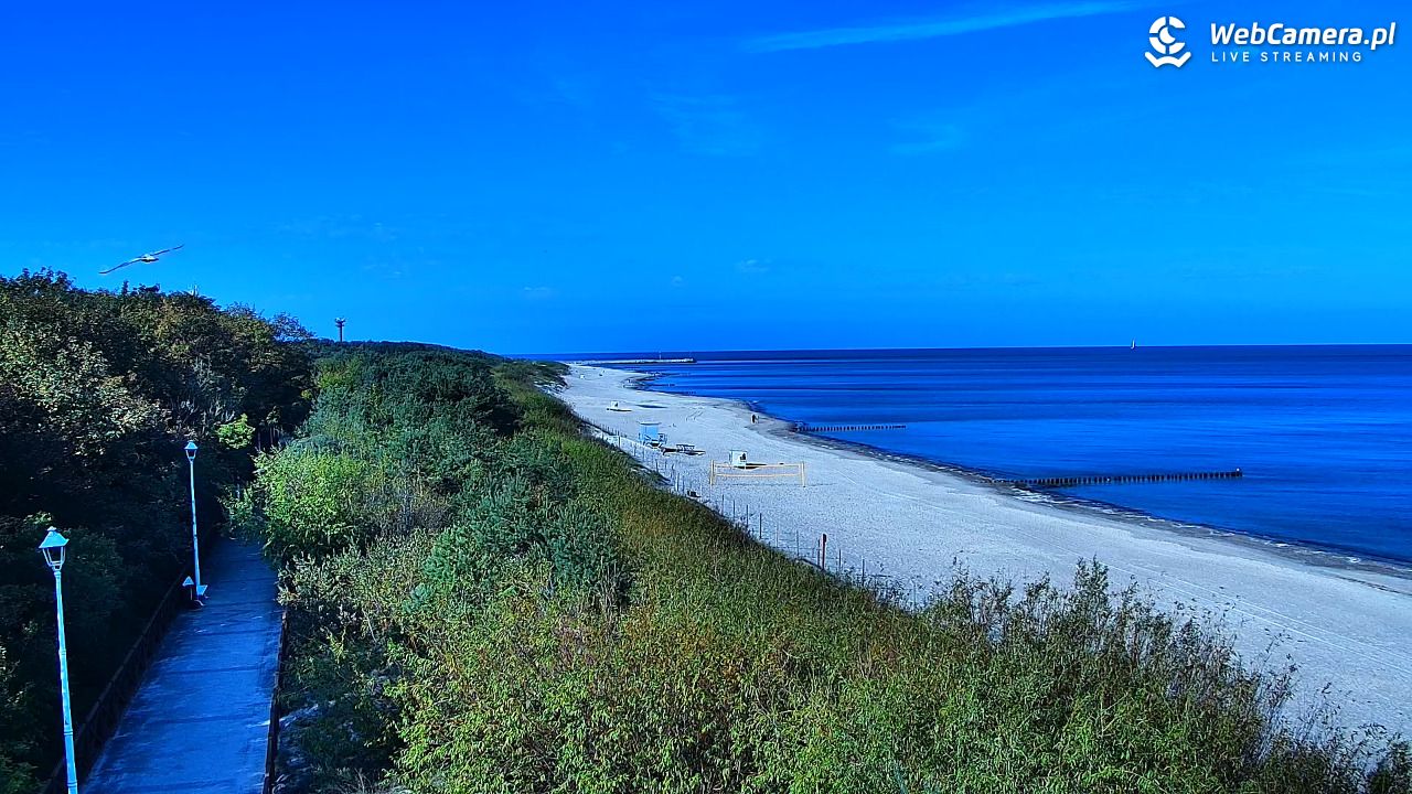 DZIWNÓW  - widok na plażę - 15 wresień 2026, 09:57