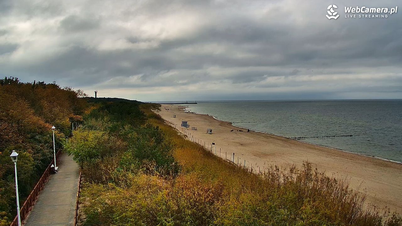 DZIWNÓW  - widok na plażę - 03 październik 2026, 15:08