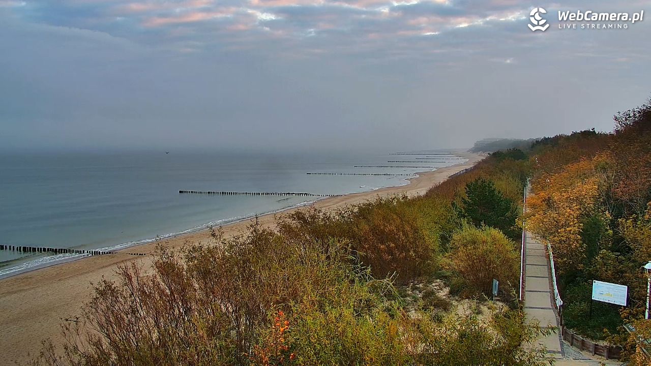 DZIWNÓW  - widok na plażę - 07 październik 2026, 05:29