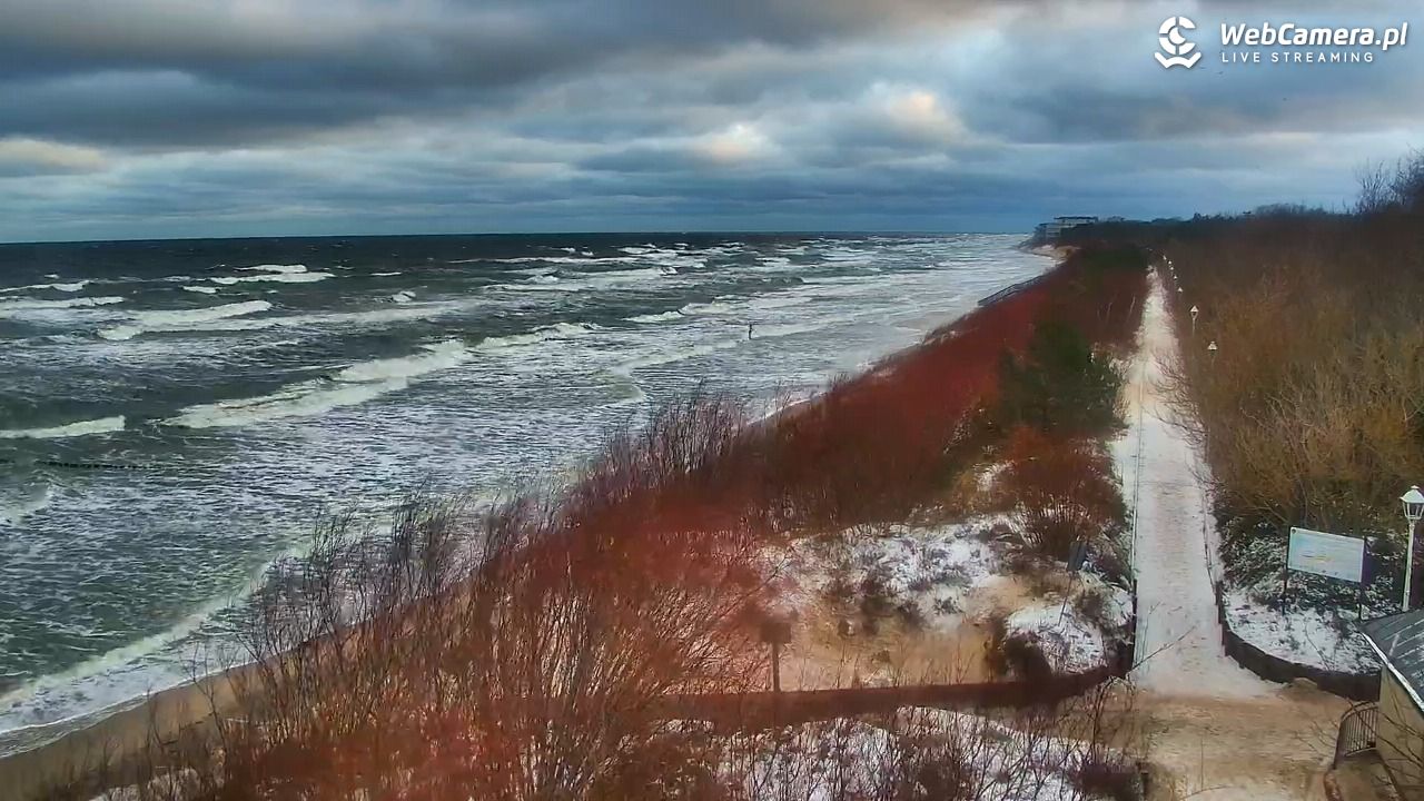 DZIWNÓW  - widok na plażę - 11 styczeń 2026, 08:52