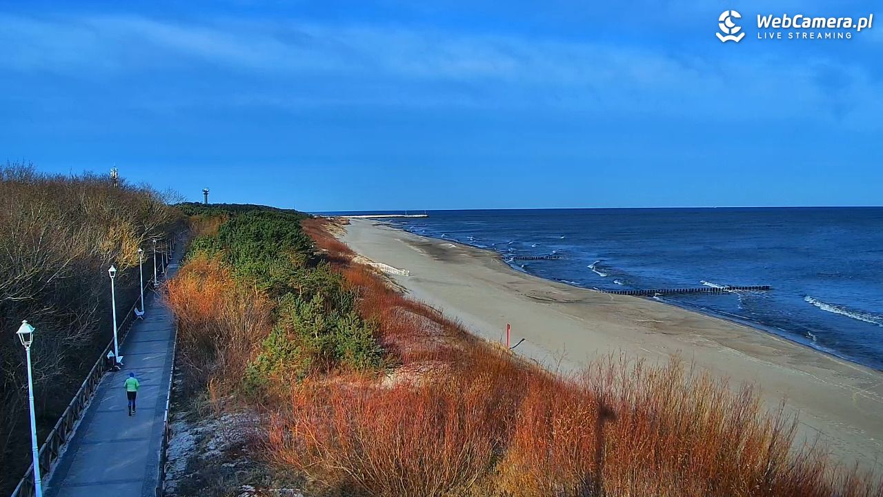 DZIWNÓW  - widok na plażę - 10 kwiecień 2026, 07:48