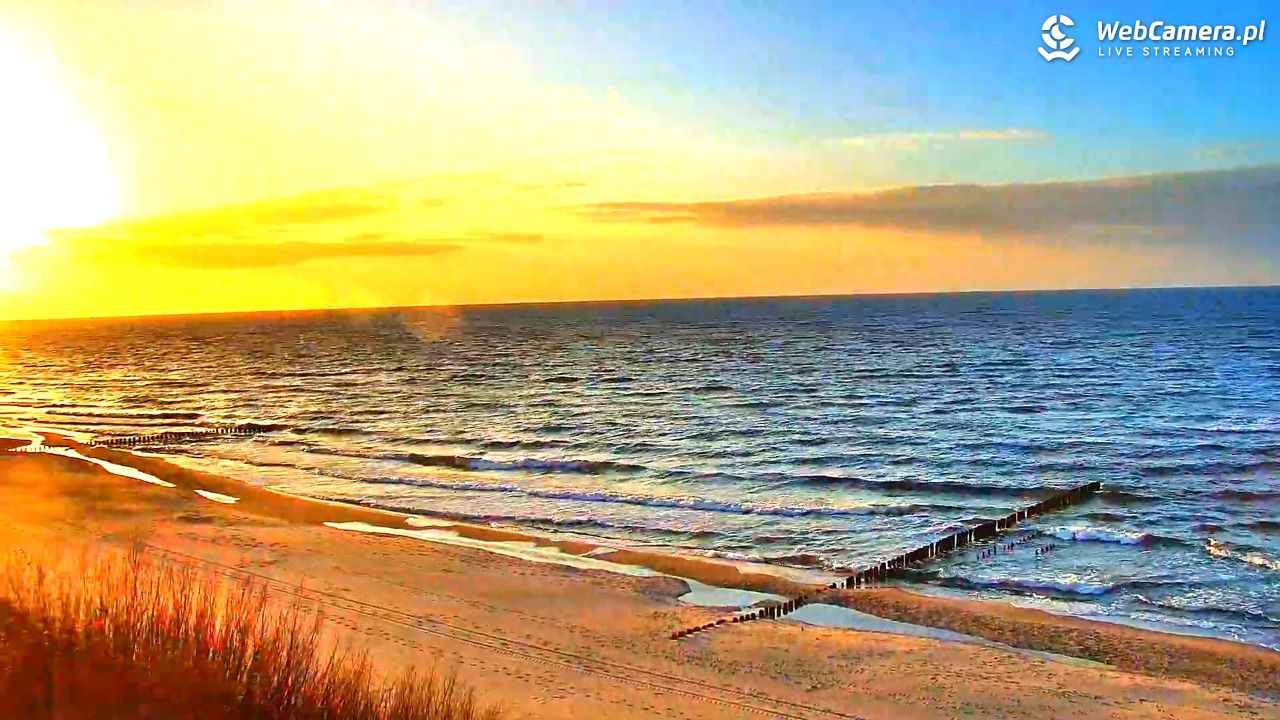 DZIWNÓW  - widok na plażę - 26 marzec 2026, 17:51