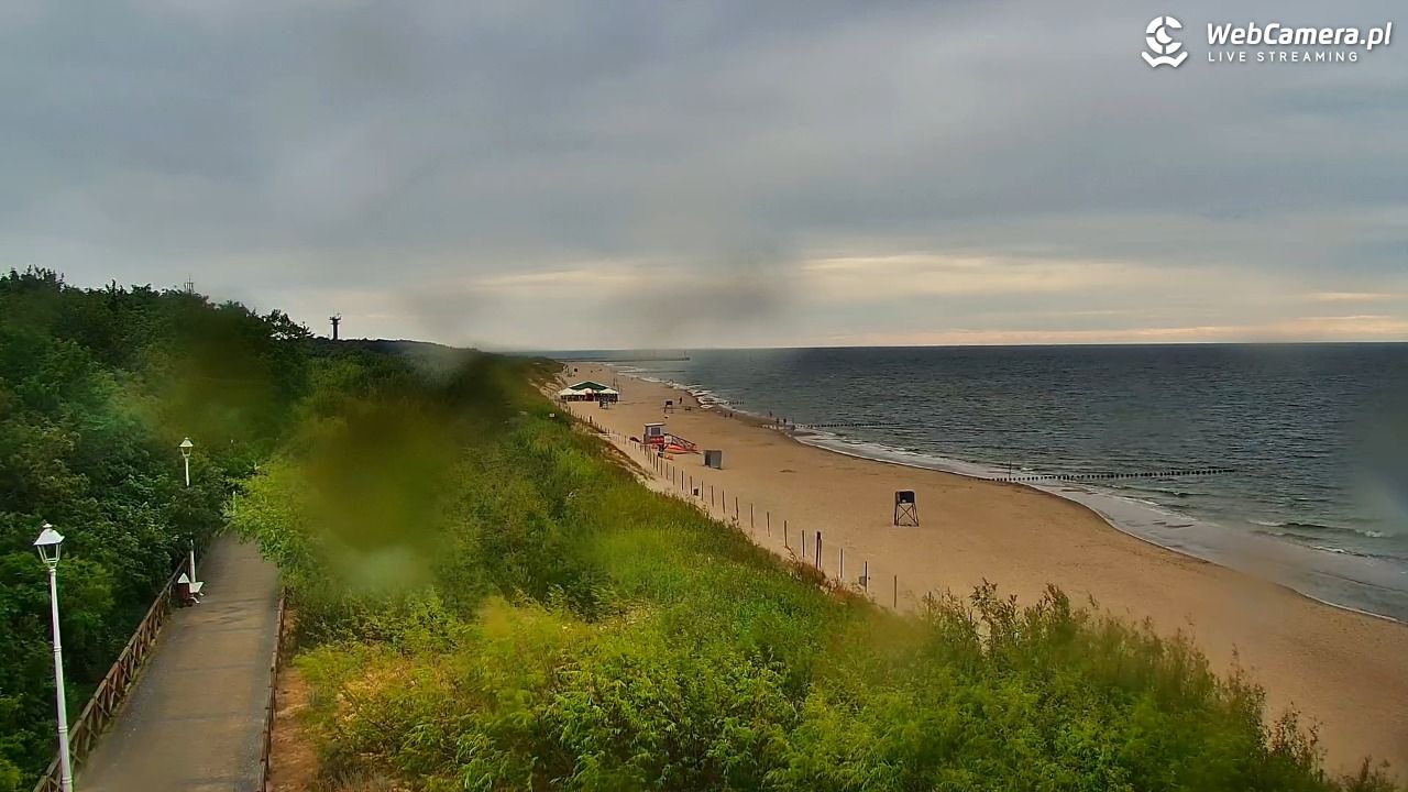 DZIWNÓW  - widok na plażę - 05 lipiec 2025, 17:19