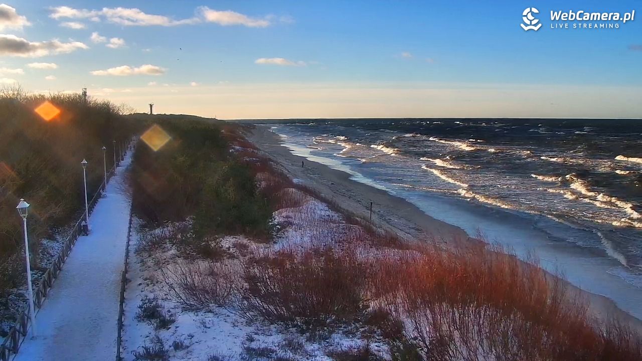 DZIWNÓW  - widok na plażę - 11 styczeń 2026, 14:23