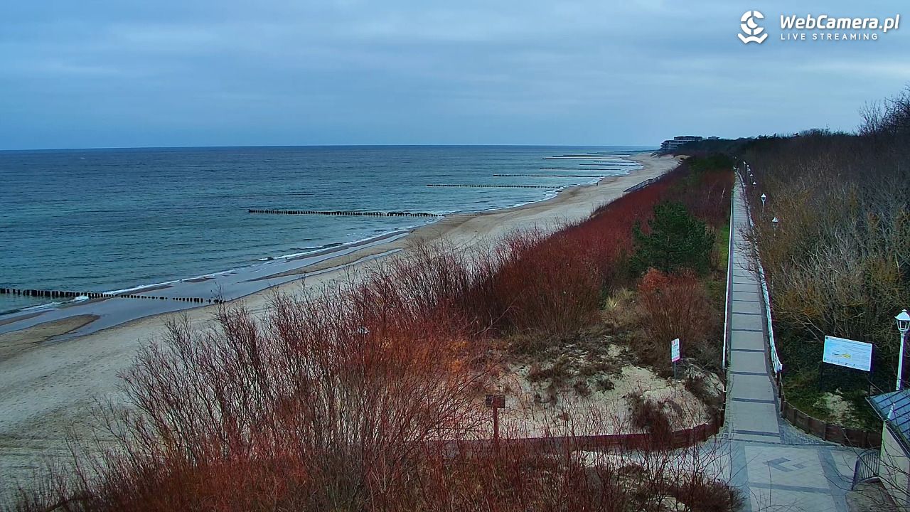 DZIWNÓW  - widok na plażę - 22 grudzień 2025, 08:12