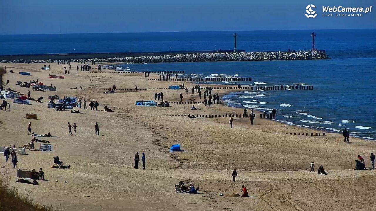 DZIWNÓW  - widok na plażę - 01 maj 2026, 12:52