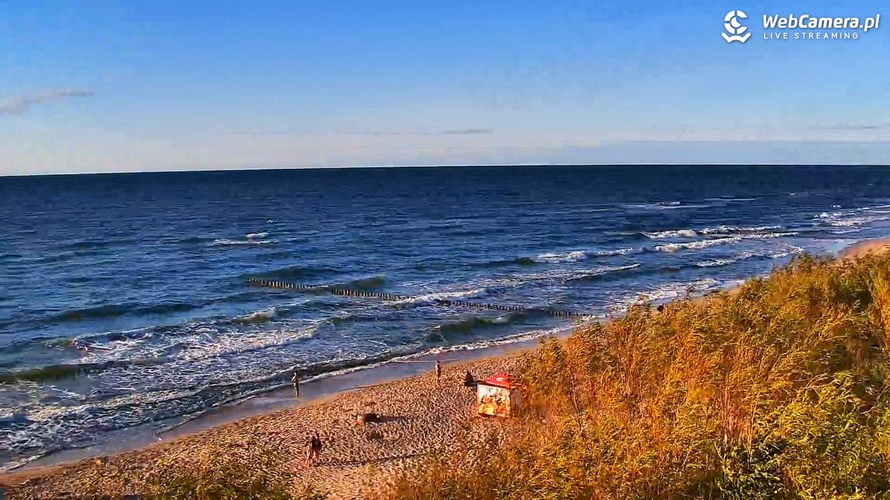 DZIWNÓW  - widok na plażę - 23 lipiec 2026, 19:52