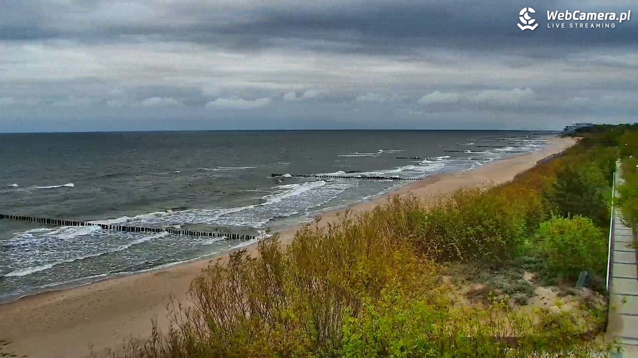 DZIWNÓW  - widok na plażę - 13 maj 2026, 07:23
