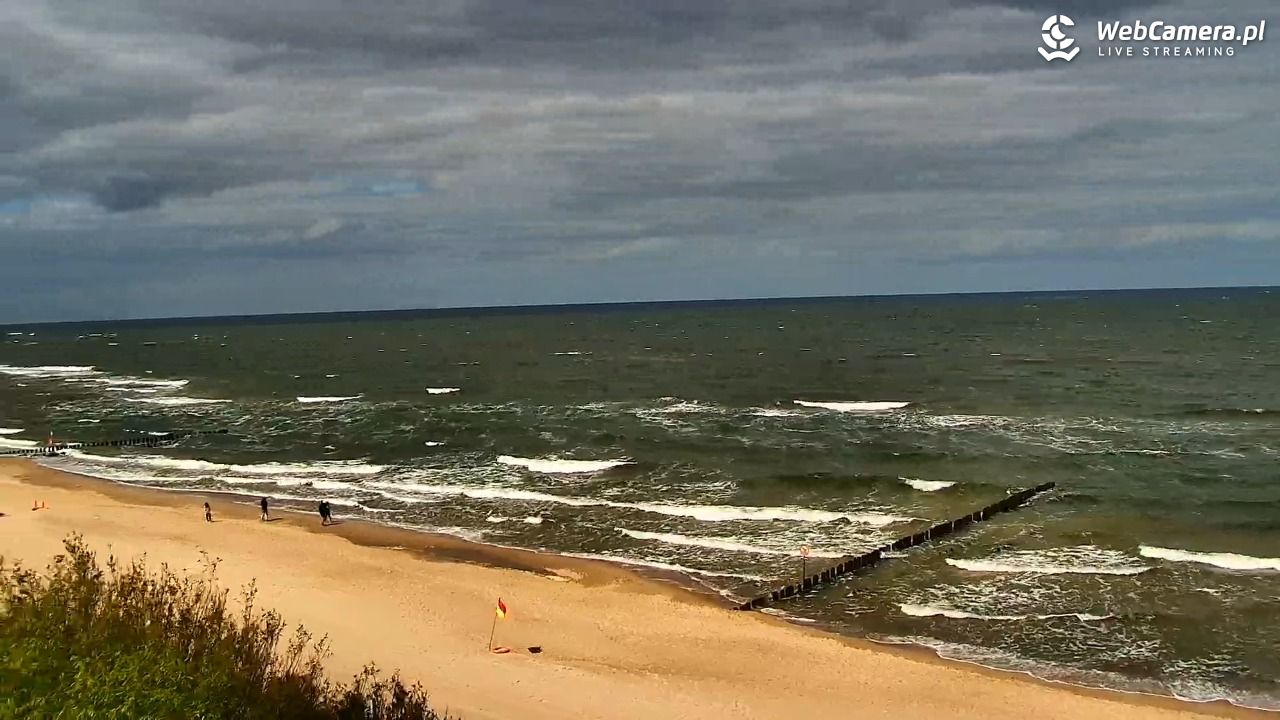 DZIWNÓW  - widok na plażę - 07 sierpień 2026, 12:57