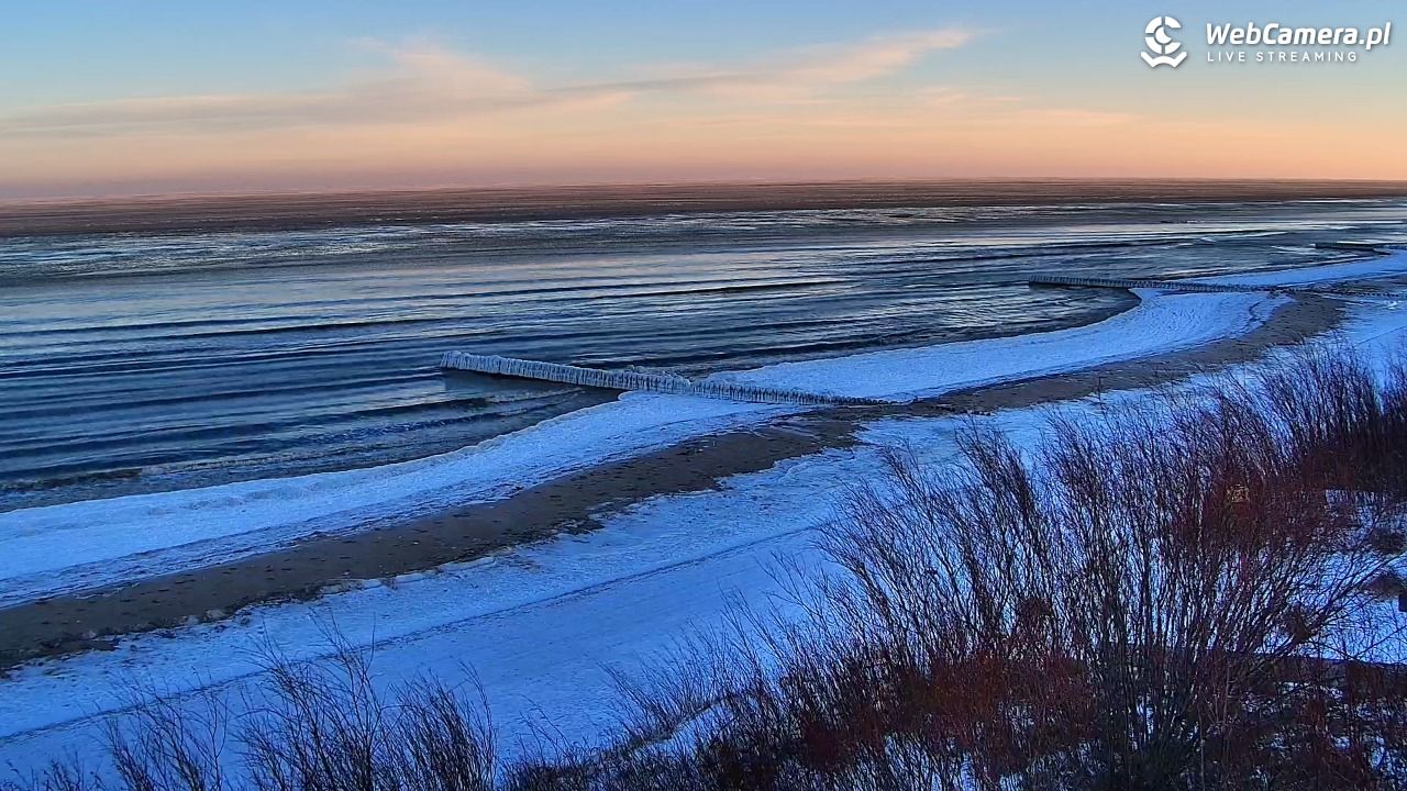 DZIWNÓW  - widok na plażę - 02 luty 2026, 08:26