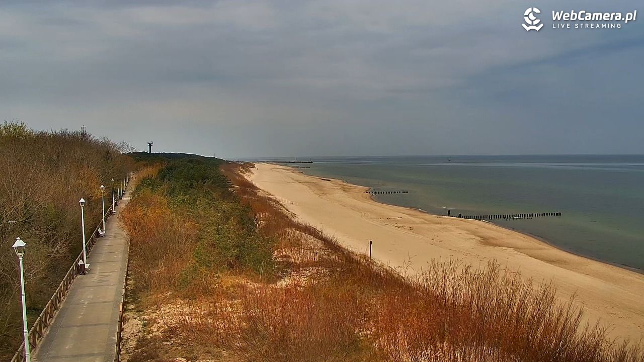 DZIWNÓW  - widok na plażę - 16 kwiecień 2026, 10:40