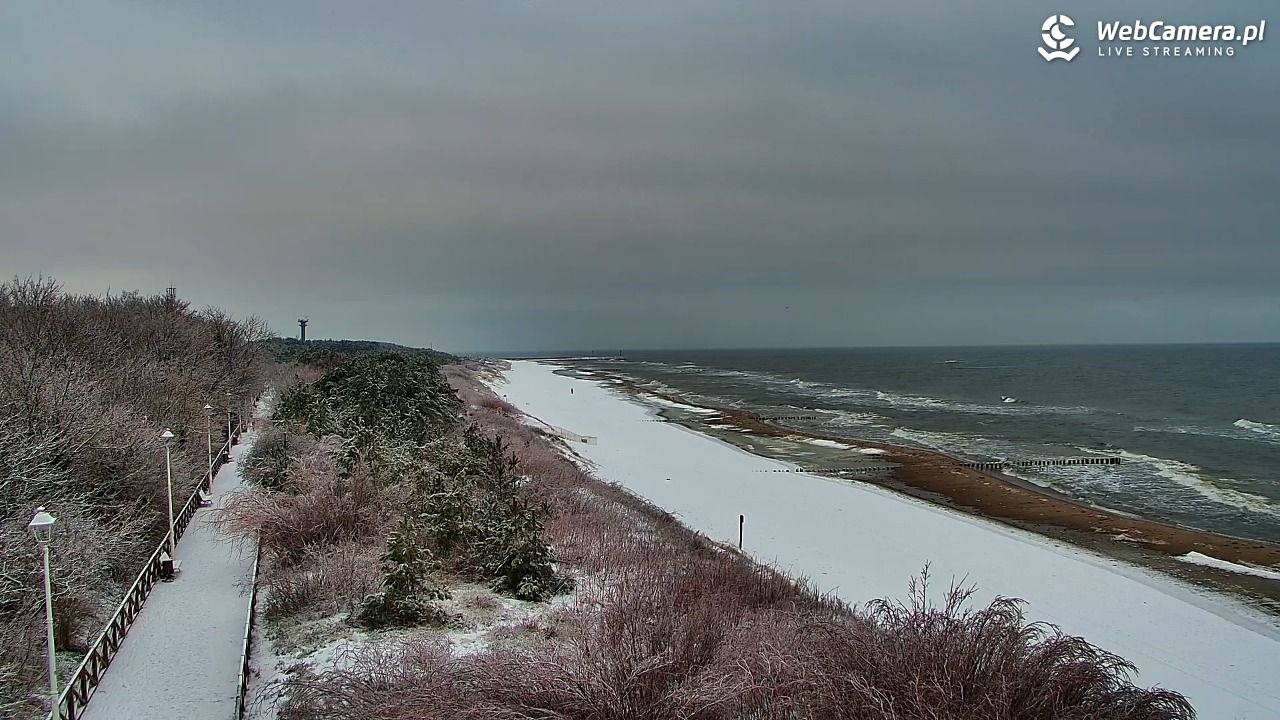 DZIWNÓW  - widok na plażę - 27 styczeń 2026, 16:07