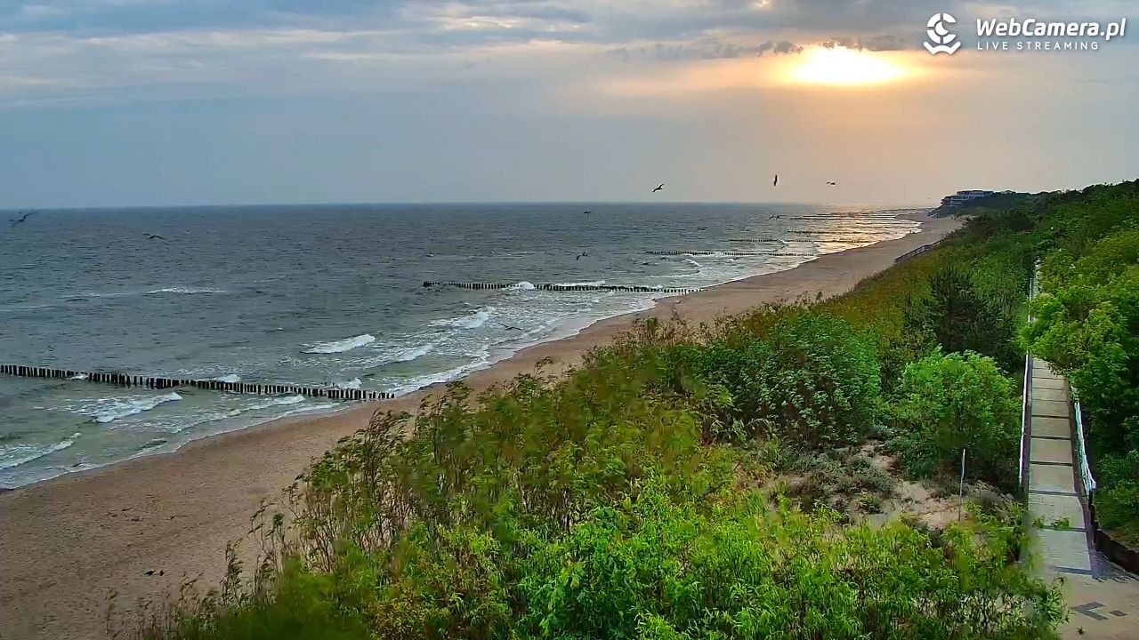 DZIWNÓW  - widok na plażę - 30 maj 2026, 05:42