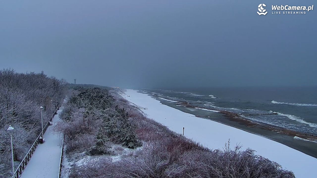 DZIWNÓW  - widok na plażę - 27 styczeń 2026, 08:12