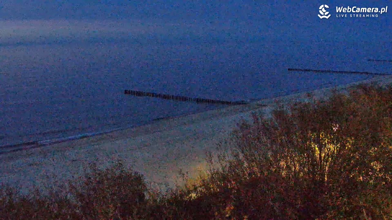 DZIWNÓW  - widok na plażę - 03 październik 2026, 17:14