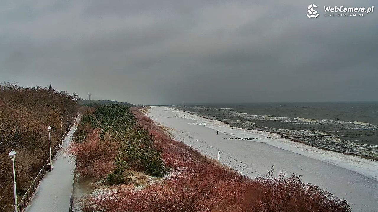 DZIWNÓW  - widok na plażę - 26 styczeń 2026, 11:16