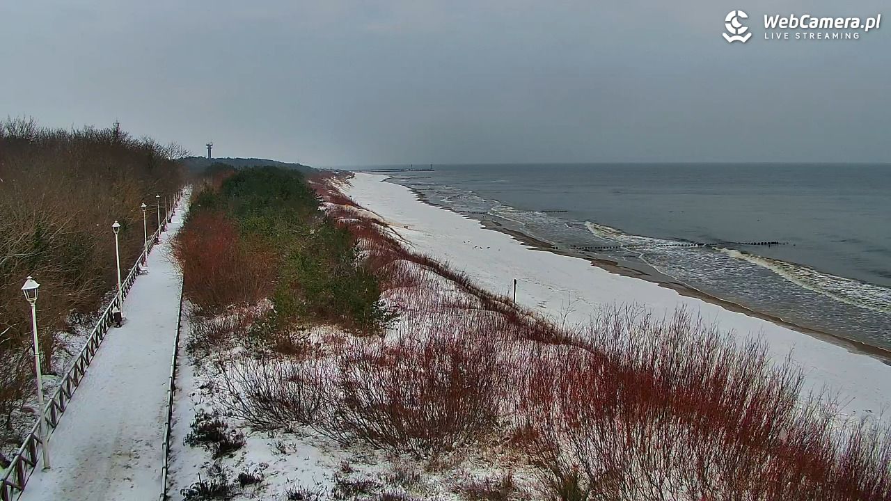 DZIWNÓW  - widok na plażę - 05 styczeń 2026, 09:40