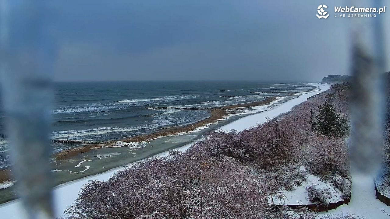 DZIWNÓW  - widok na plażę - 27 styczeń 2026, 11:57