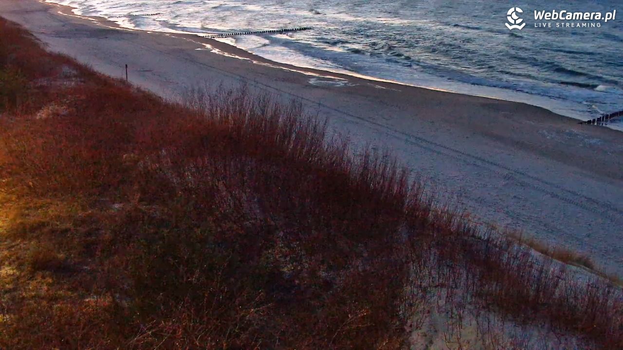 DZIWNÓW  - widok na plażę - 24 grudzień 2025, 16:30