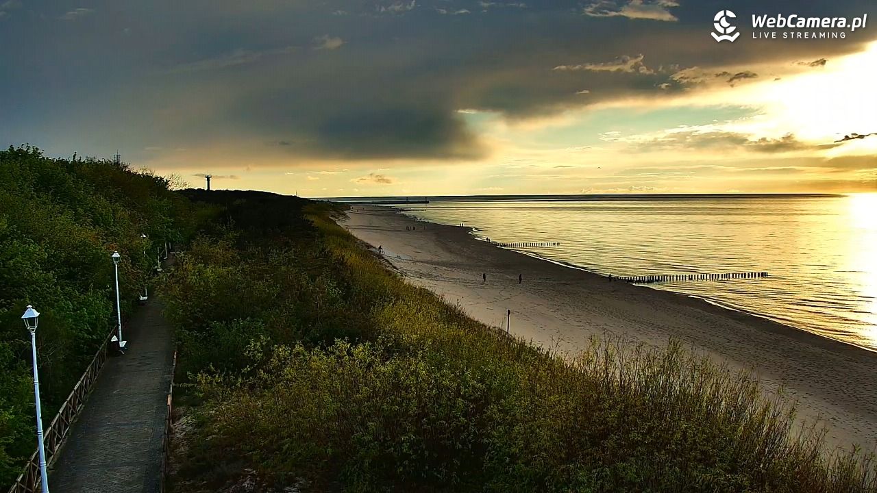 DZIWNÓW  - widok na plażę - 14 maj 2026, 19:47