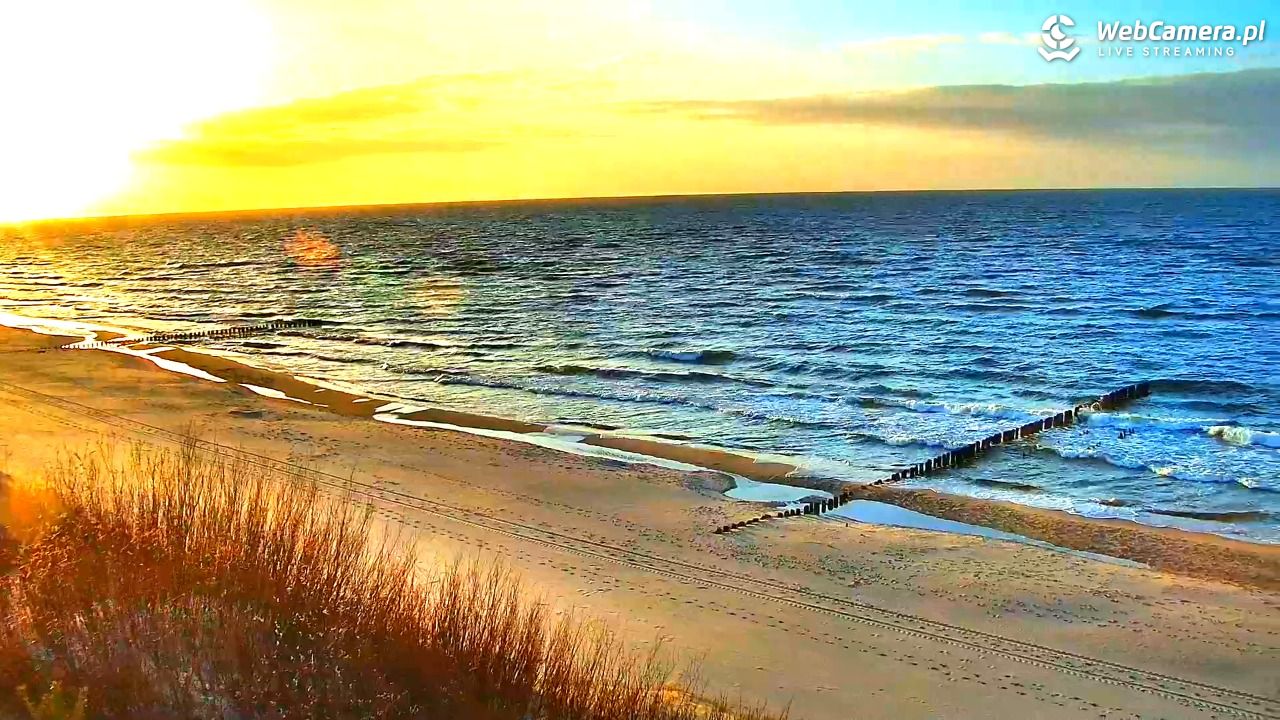 DZIWNÓW  - widok na plażę - 26 marzec 2026, 17:49