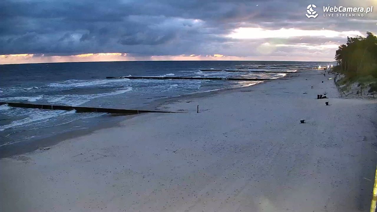 DŹWIRZYNO - widok na plażę - 07 sierpień 2026, 04:50