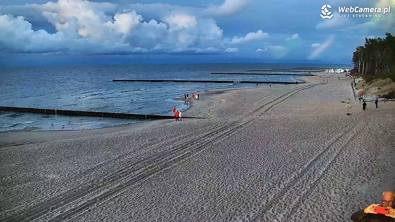 DŹWIRZYNO - widok na plażę - 14 wresień 2025, 19:36