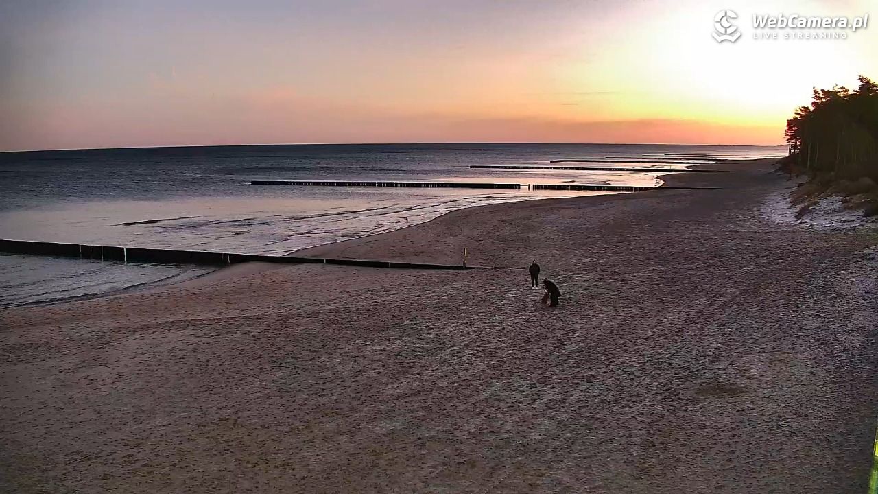 DŹWIRZYNO - widok na plażę - 19 grudzień 2025, 07:41