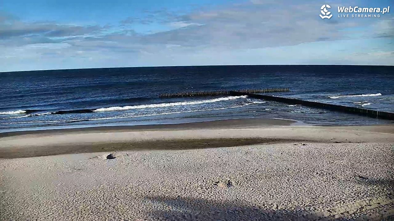 DŹWIRZYNO - widok na plażę - 16 wresień 2025, 08:56