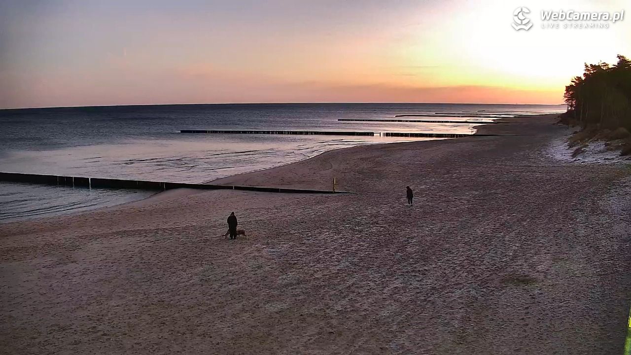 DŹWIRZYNO - widok na plażę - 19 grudzień 2025, 07:42
