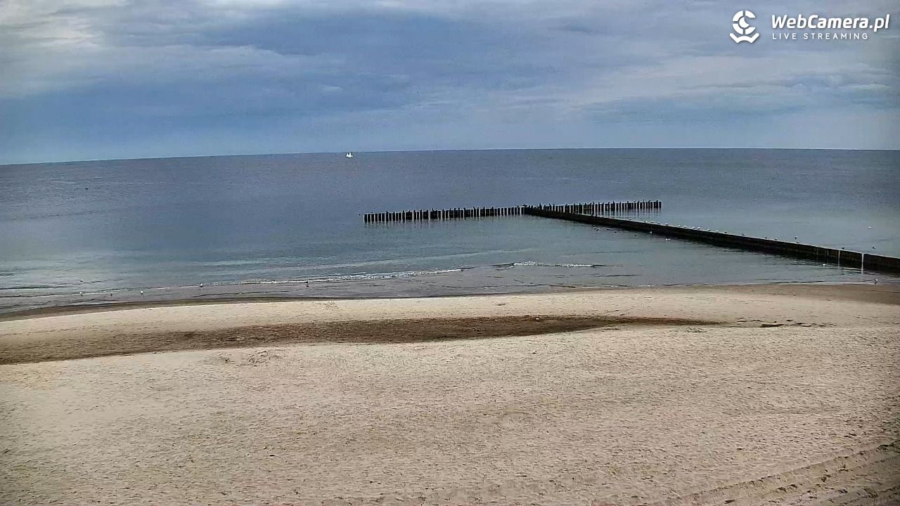 DŹWIRZYNO - widok na plażę - 14 wresień 2025, 10:43