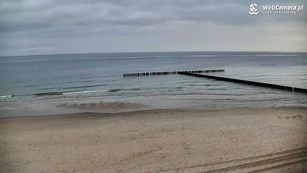 DŹWIRZYNO - widok na plażę - 02 listopad 2025, 08:03