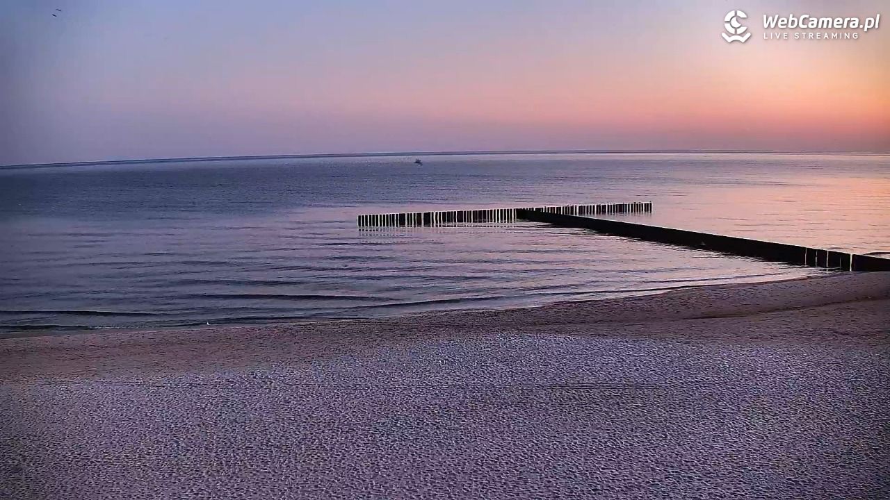 DŹWIRZYNO - widok na plażę - 22 marzec 2026, 05:34