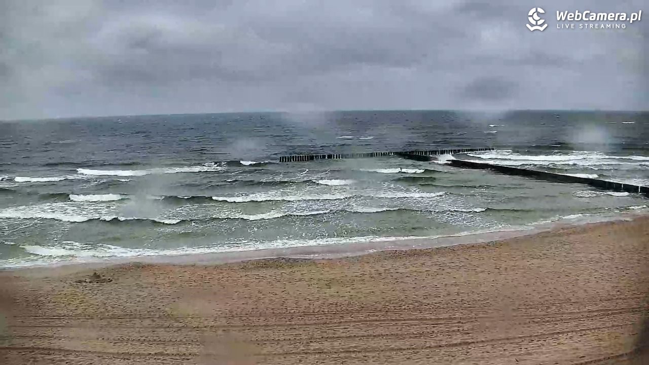 DŹWIRZYNO - widok na plażę - 06 maj 2026, 10:55
