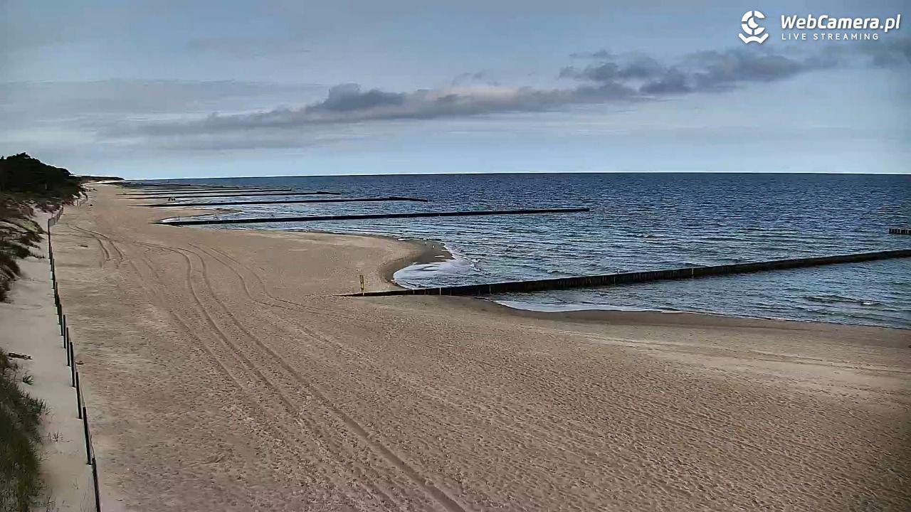 DŹWIRZYNO - widok na plażę - 05 czerwiec 2025, 08:40