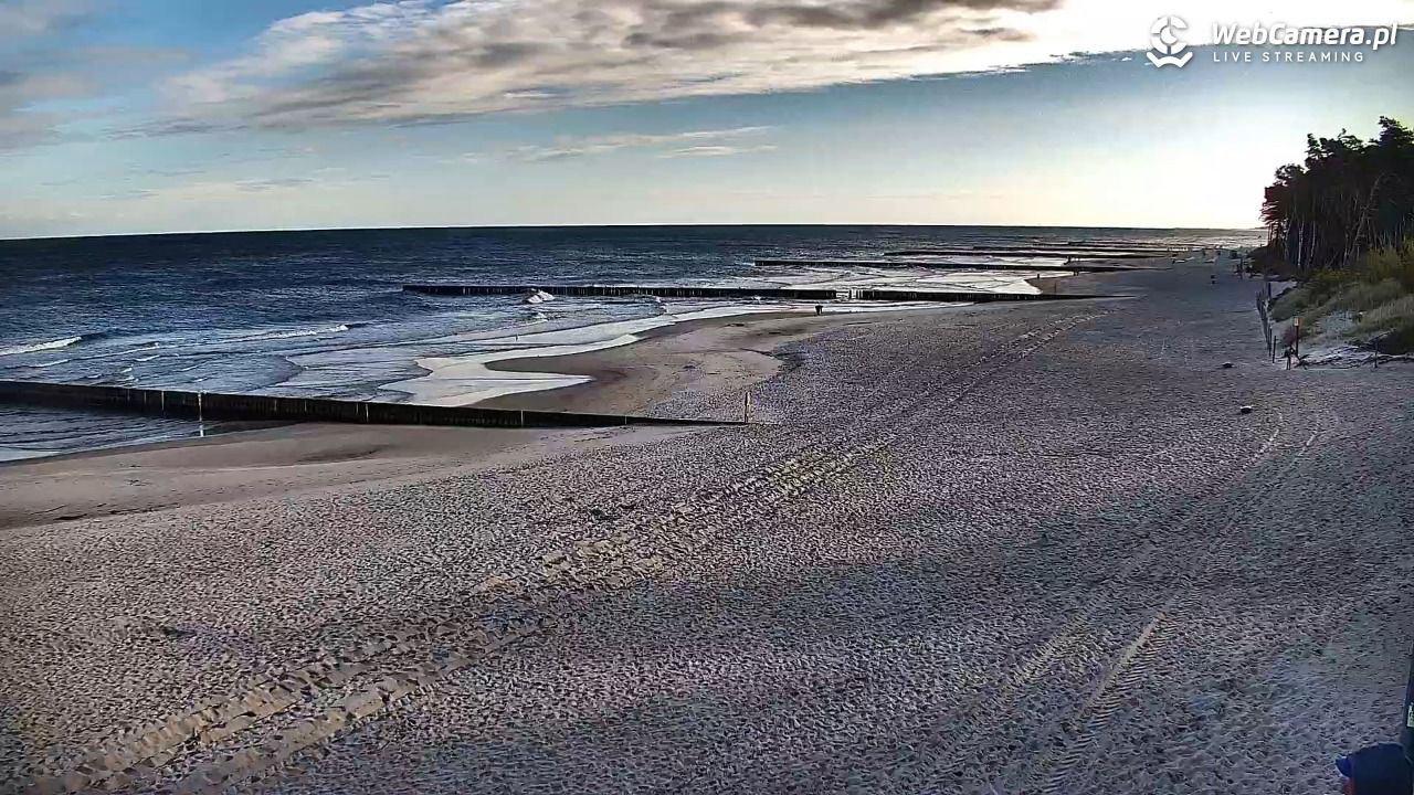 DŹWIRZYNO - widok na plażę - 16 wresień 2025, 08:56