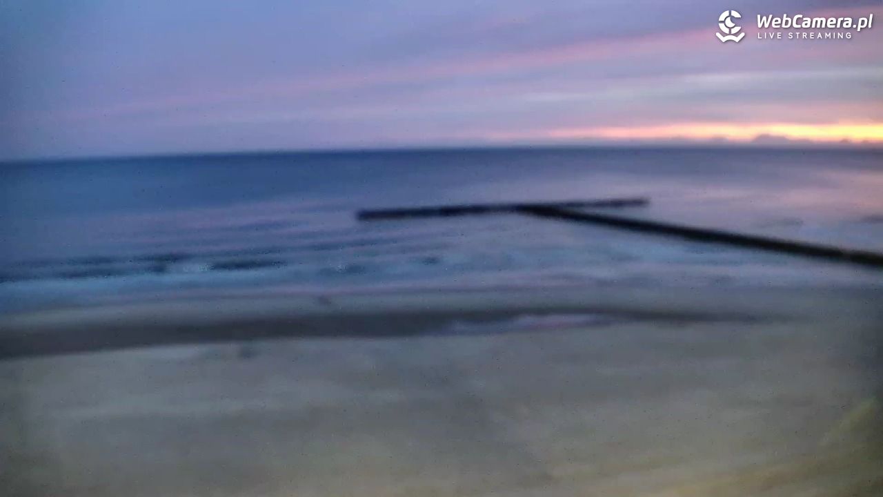 DŹWIRZYNO - widok na plażę - 15 wresień 2025, 06:01