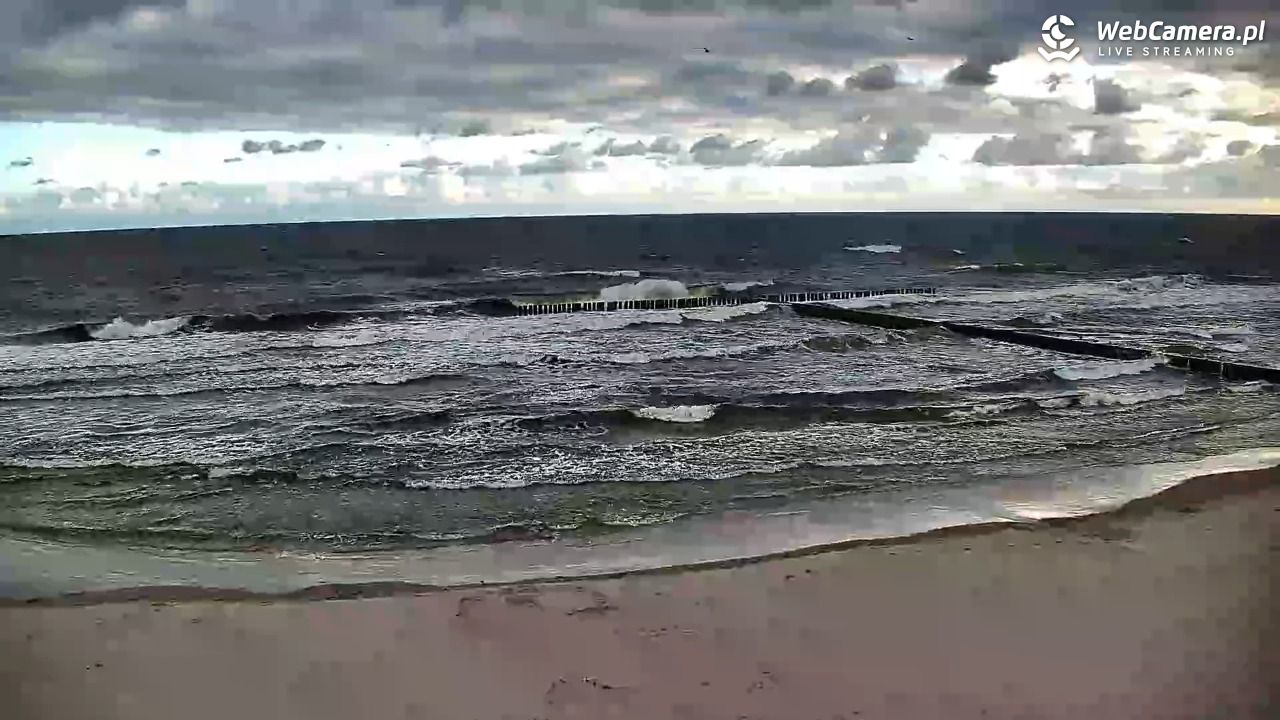 DŹWIRZYNO - widok na plażę - 07 sierpień 2026, 06:53