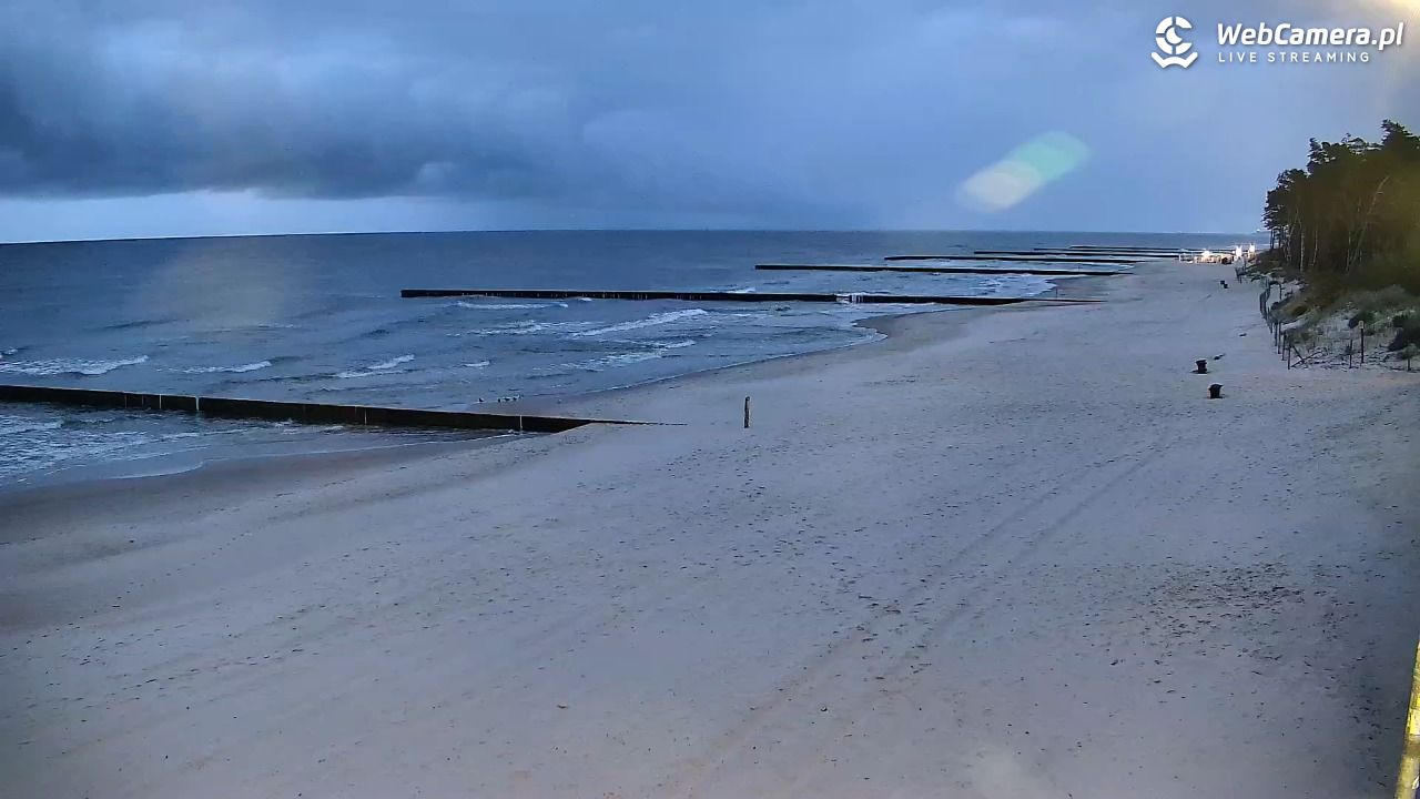 DŹWIRZYNO - widok na plażę - 20 wresień 2026, 06:26