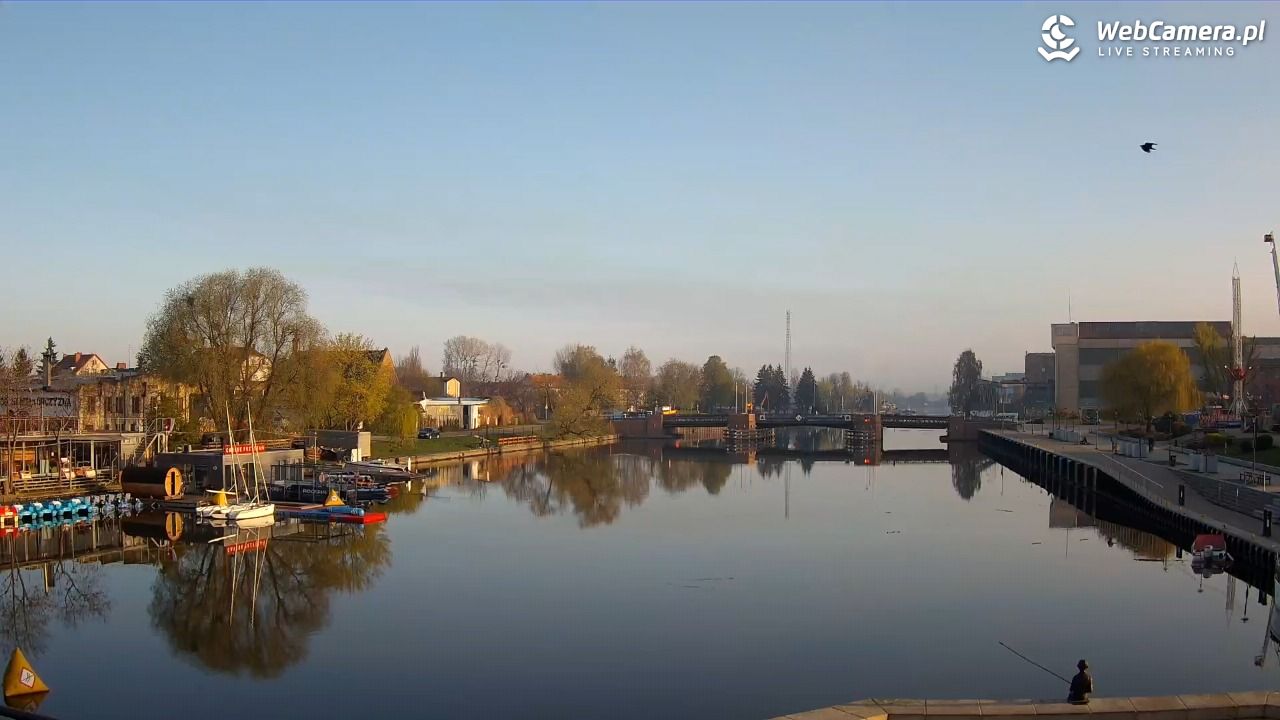 Elbląg - widok na rzekę i Bulwar Zygmunta Augusta NOWOŚĆ - 01 maj 2026, 06:24