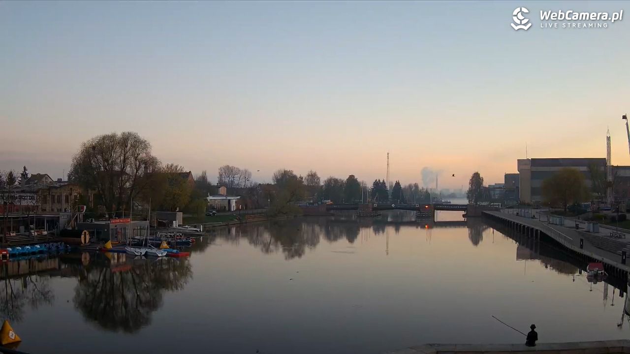 Elbląg - widok na rzekę i Bulwar Zygmunta Augusta NOWOŚĆ - 01 maj 2026, 05:10