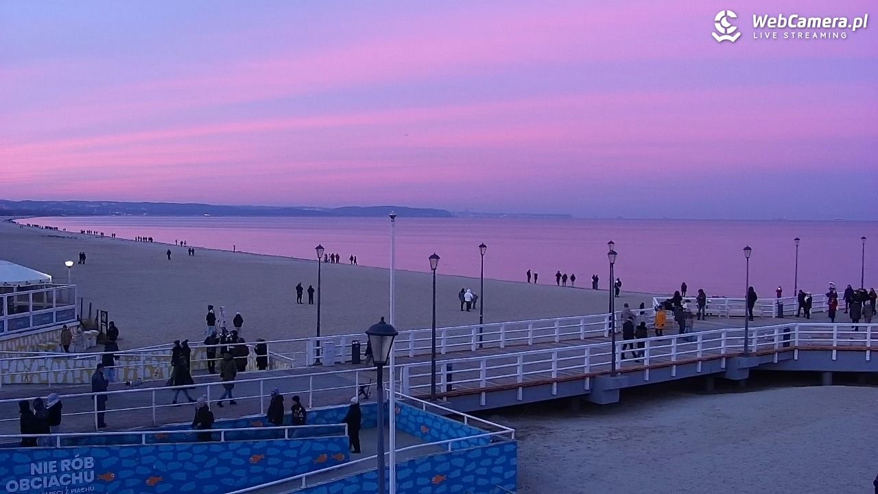 Gdańsk - Brzeźno molo - 25 grudzień 2025, 15:39